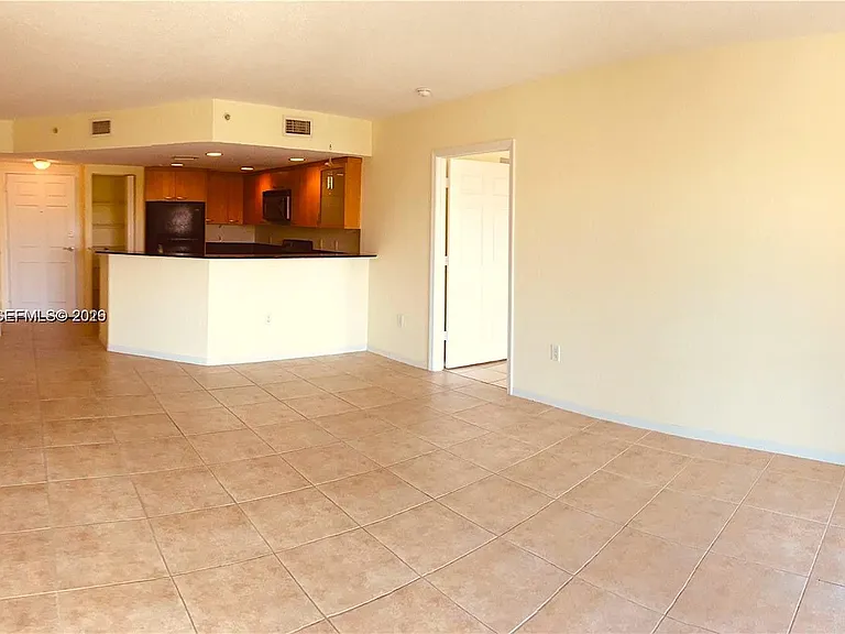 201 Golden Isles Dr #409 — Photo 16