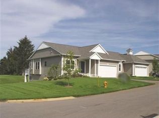 2552 Medinah Ln, Benton Harbor, MI 49022