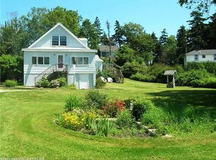 33 Great Pond Rd, Portland, ME 04108