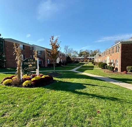 2nd image of 51 Roseland Ave APT 2