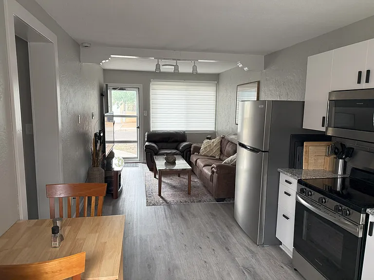 4614 Grand Ave NE #A — Photo 8