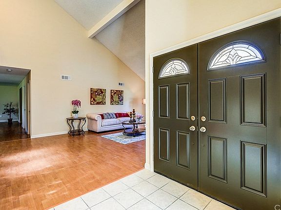 5th image of 2411 Hillman Ln