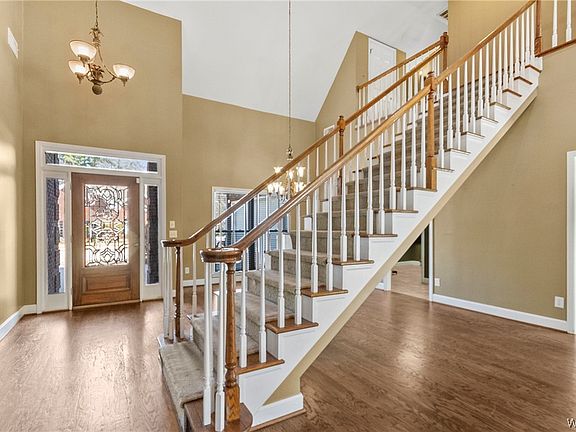 3rd image of 3920 Gaineswood Ln