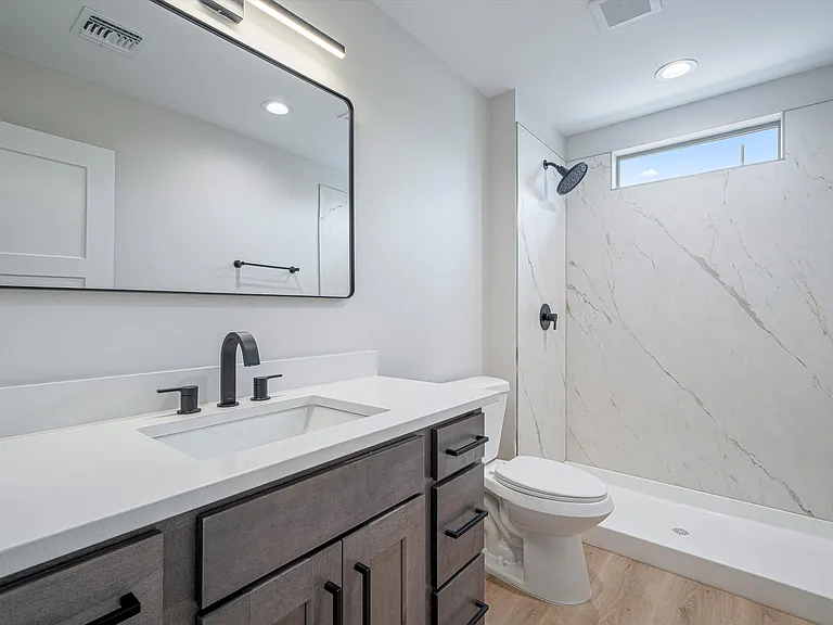 739 N Queen Ave #2 — Photo 15