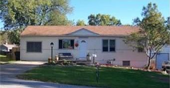 1st image of 117 N Peck Dr