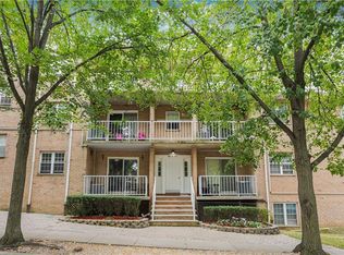 65 Elmwood Park Dr APT 9, Staten Island, NY