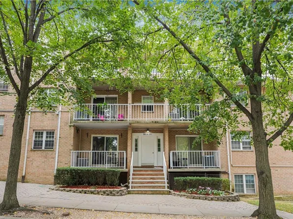 65 Elmwood Park Dr APT 9, Staten Island, NY 10314