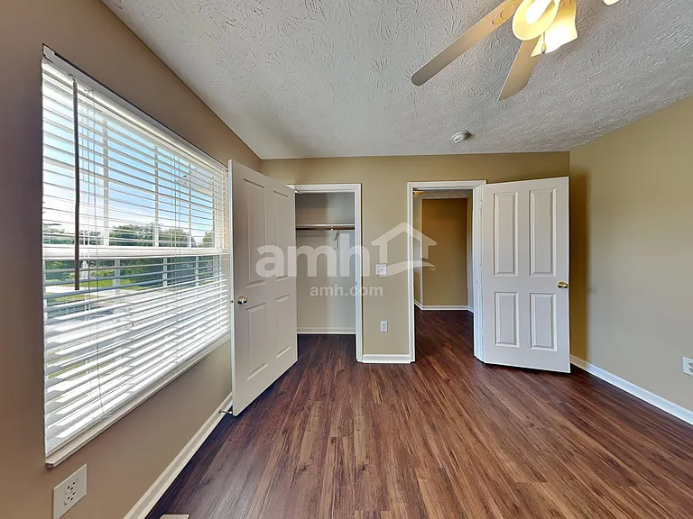 12700 Hearthstone Dr — Photo 10