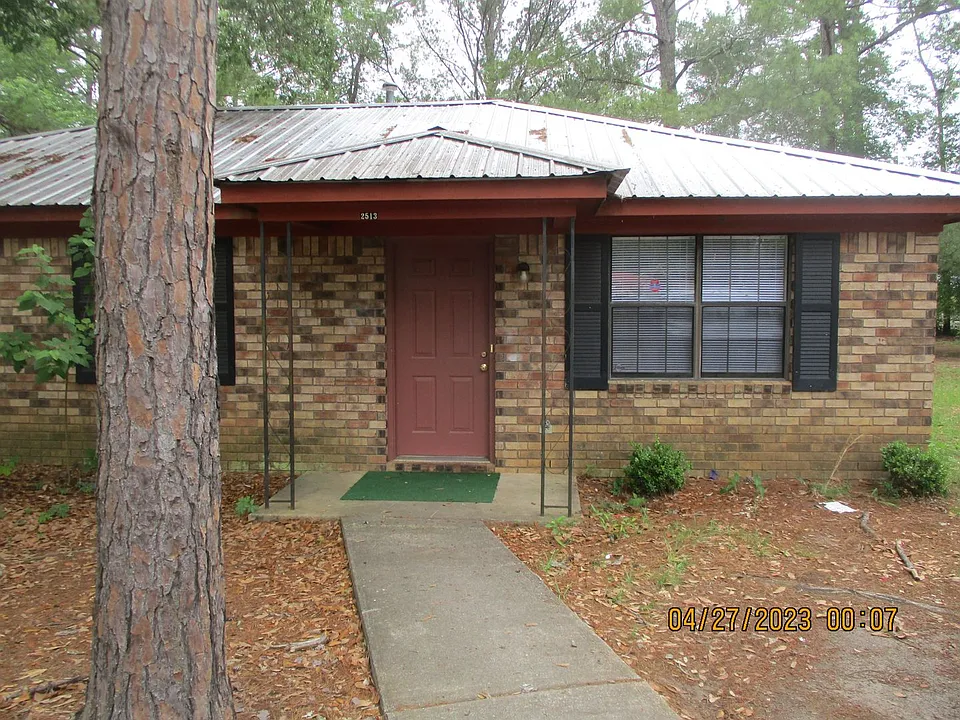 2513 Beachview Dr
