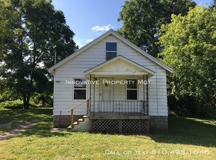 3489 Calkins Rd, Flint, MI 48532