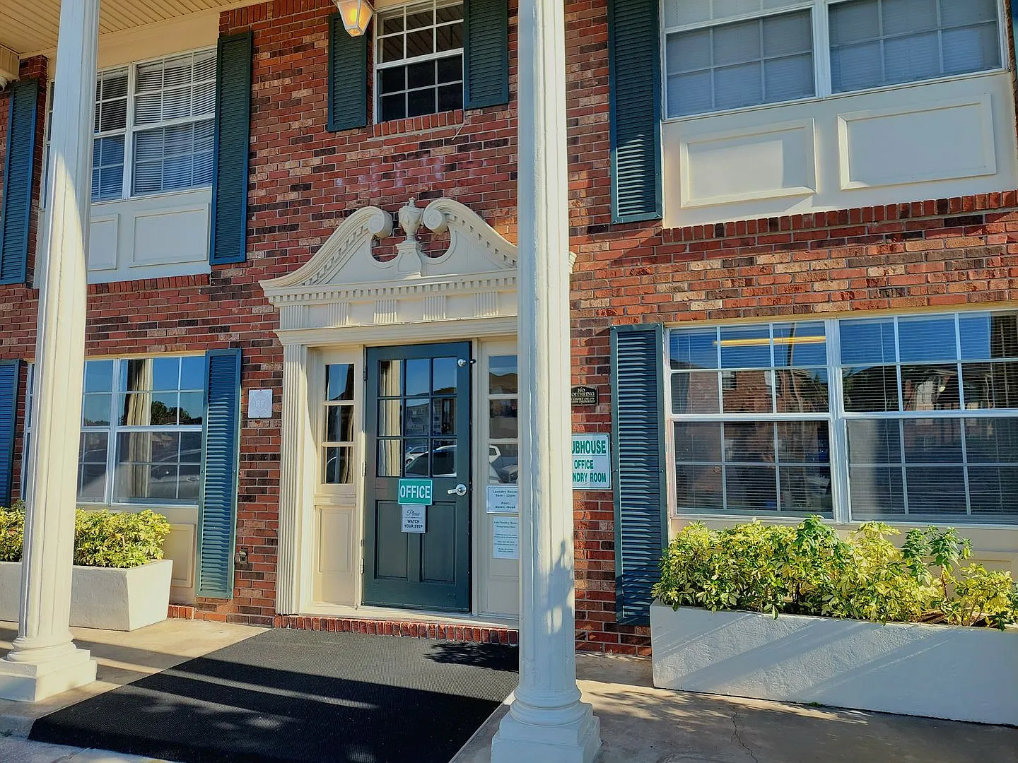 Beautiful 2 Bedroom, 1 Bathroom Condo in the Lake Bentley Shores Community of Lakeland — Photo 2