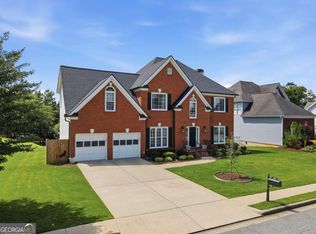 200 Finsbury Park Ct, Suwanee, GA 30024
