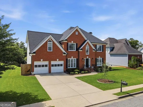 200 Finsbury Park Ct, Suwanee, GA 30024