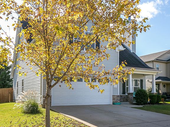 3rd image of 319 Sarava Ln