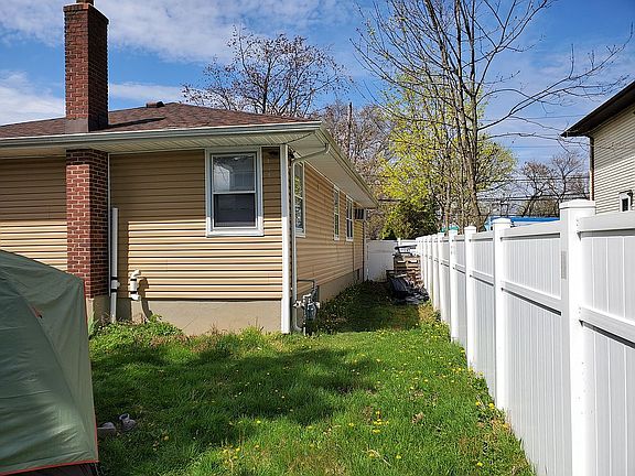 3rd image of 2682 Natta Blvd