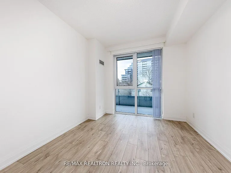 591 Sheppard Ave E #310 — Photo 8