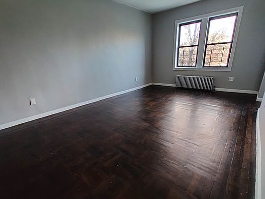 2nd image of 831 Bartholdi St APT 5D