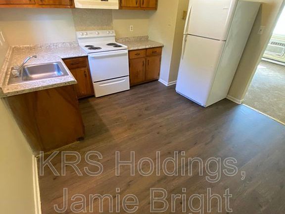 5th image of 505 S 21st Ave