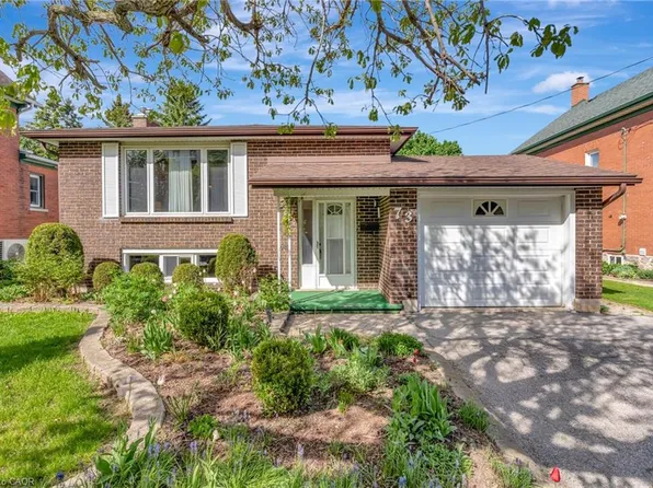 73 Brunswick Ave, Kitchener, ON N2H 4E7