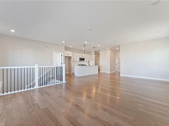 5th image of 9420 NE 111th Pl
