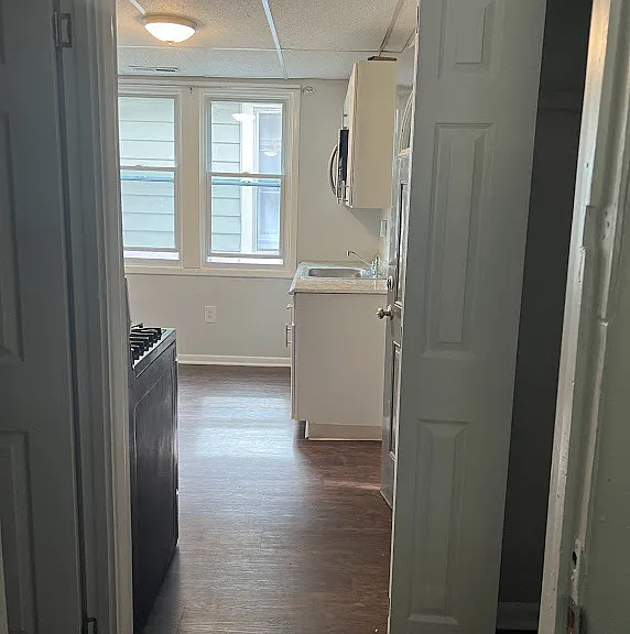 136 Parkdale Ave #4 — Photo 3