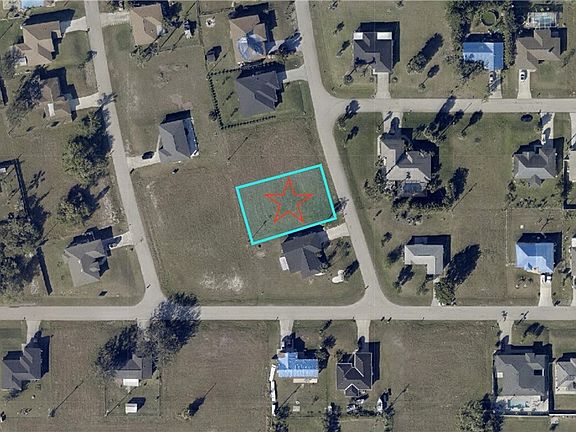 2nd image of 2420 NE 20th Pl