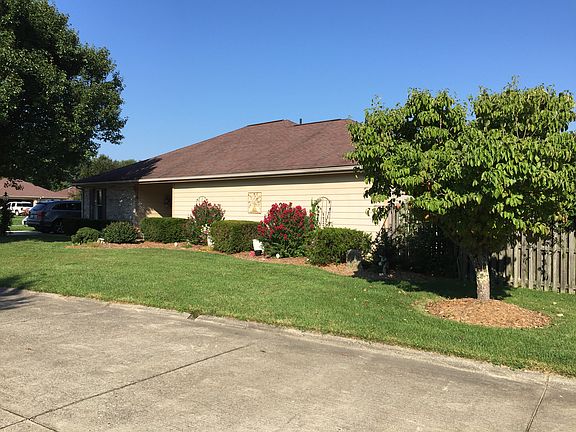 4th image of 1119 Oakbridge Dr