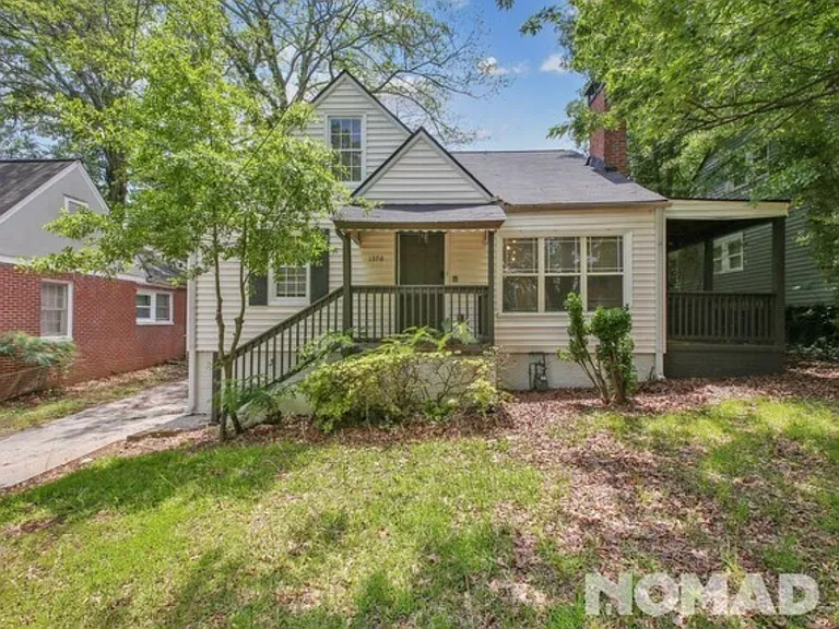 1370 Carnegie Ave — Photo 1