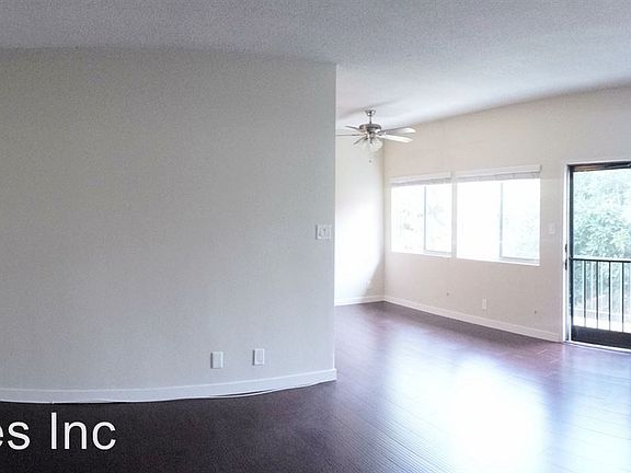 2nd image of 11746 Goshen Ave APT 08