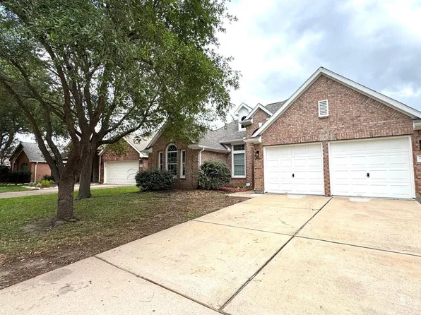 7510 Golden Thistle Ln, Cypress, TX 77433