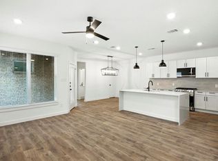1793 N Peach Creek Dr, Dayton, TX 77535