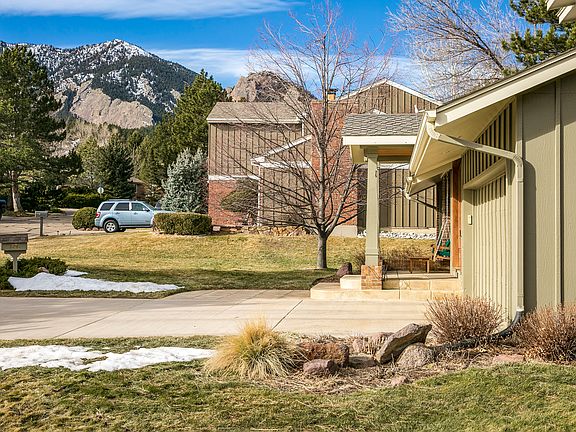4th image of 1656 Bear Mountain Dr