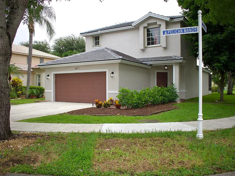 4907 Pelican Mnr — Photo 6