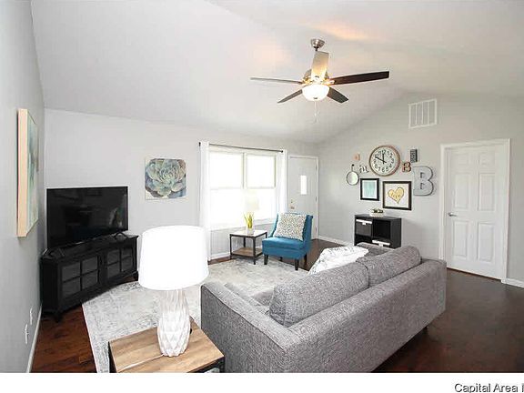 5th image of 421 Lakeview Dr