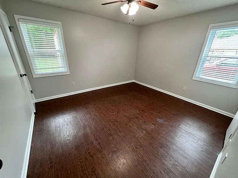 4231 Sunnyslope Dr — Photo 7
