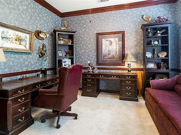 4th image of 38 Trailridge Dr
