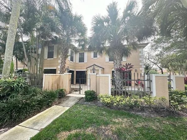 356 Prestwick Cir APT 1, Palm Beach Gardens, FL 33418