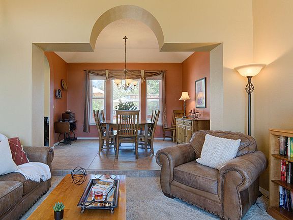 5th image of 8000 Macnish Dr NE