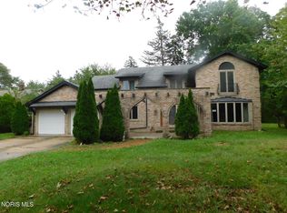 2401 Karendale Dr, Toledo, OH 43614