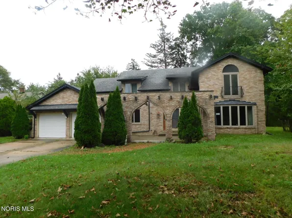 2401 Karendale Dr, Toledo, OH 43614
