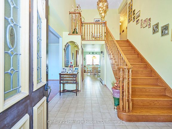 4th image of 191 Cairns Cres