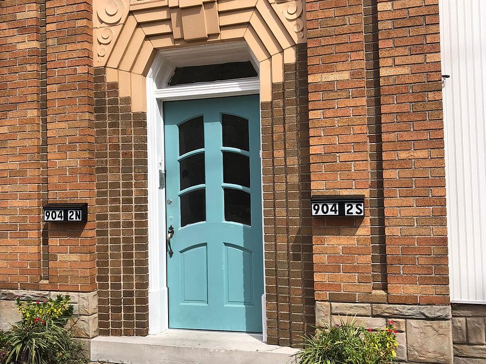 1st image of 904 Purdue Ave #2S
