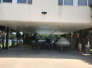 1198 Whites Creek Ln, Decaturville, TN 38329