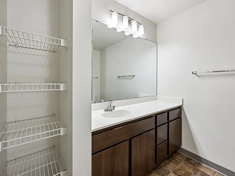 Valleyhigh Flats — Photo 26