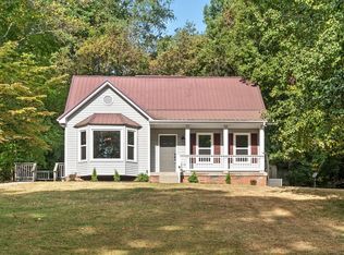 2212 Bend Rd, Clarksville, TN 37040