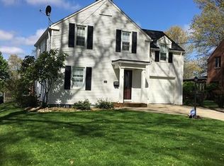 702 Plymouth Ln, Ellwood City, PA 16117