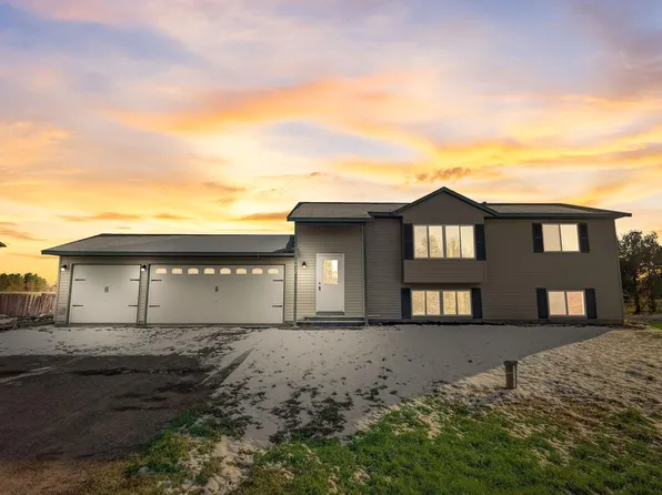 3438 339th Ave NE, Cambridge, MN 55008