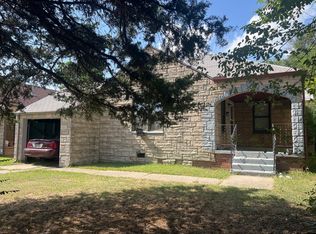 223 W Douglas Dr, Midwest City, OK 73110