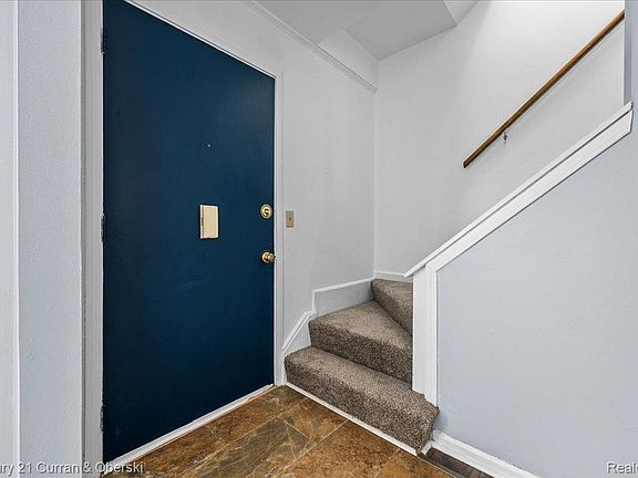 3rd image of 13349 Lake Point Blvd