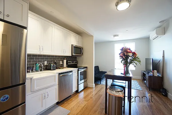 Rented by Rennit Inc. | media 22